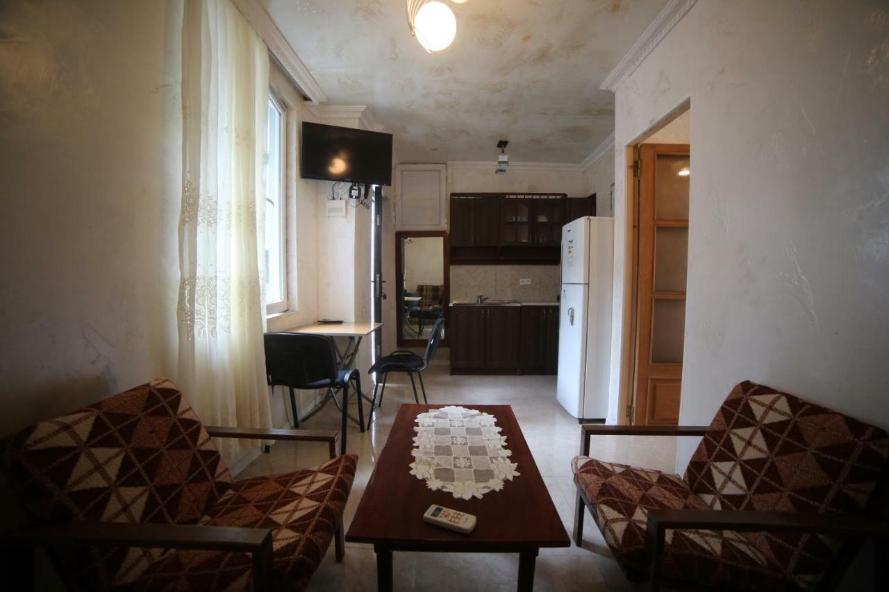 Duruu'S Apartment 1 Bedroom Batumi Esterno foto